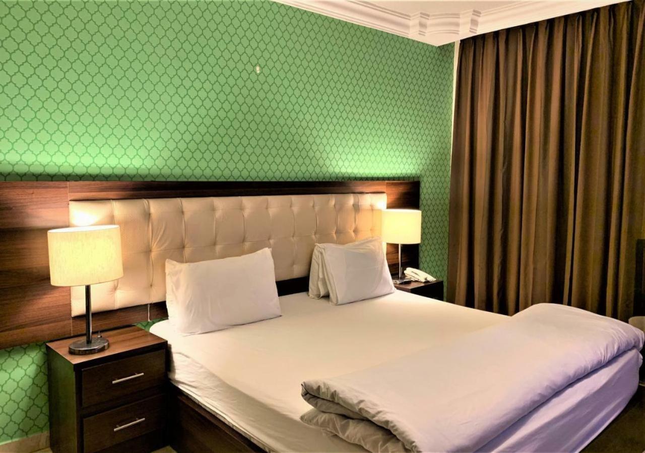 Lancaster Hotel Apartments Dahiet Alrasheed Amman Buitenkant foto