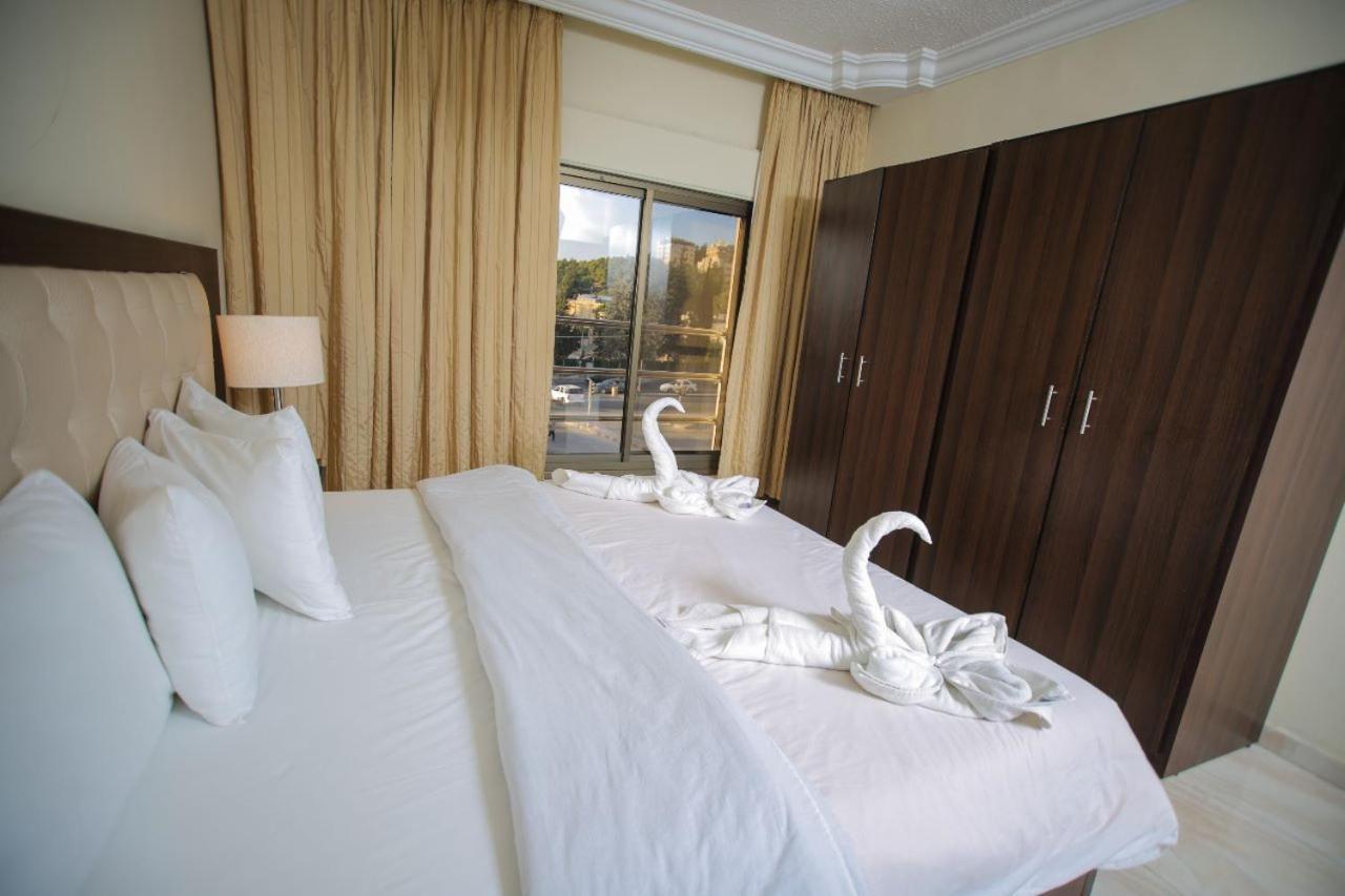 Lancaster Hotel Apartments Dahiet Alrasheed Amman Buitenkant foto