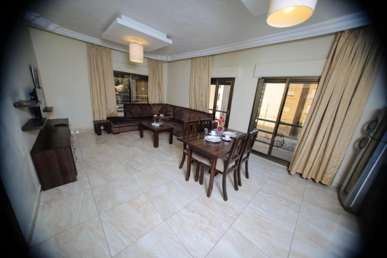 Lancaster Hotel Apartments Dahiet Alrasheed Amman Buitenkant foto